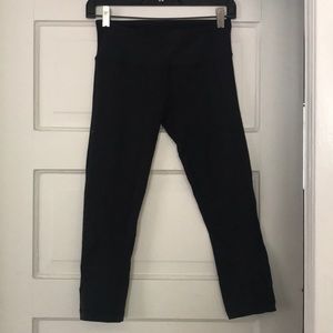 Lululemon crop black leggings